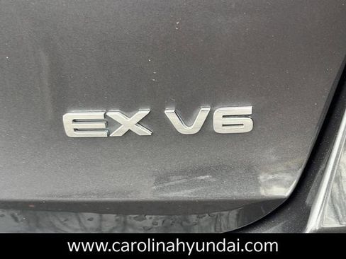 Used 2019 Kia Sorento EX image 32