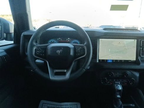 New 2025 Ford Bronco Badlands w/ Sasquatch Package AWD/4WD image 27