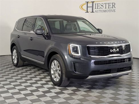 Used 2022 Kia Telluride LX image 2