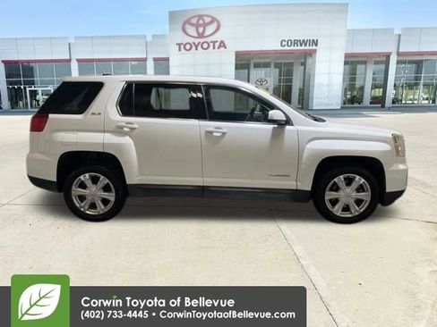 Used 2017 GMC Terrain SLE image 6