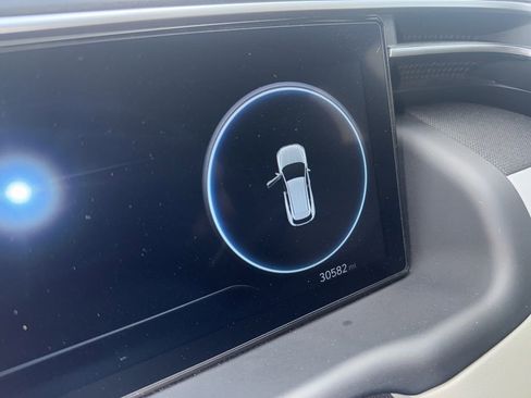 Used 2023 Hyundai Tucson Limited image 7