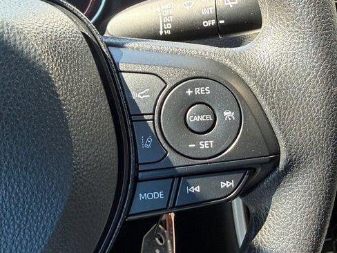 Used 2025 Toyota RAV4 LE FWD image 21
