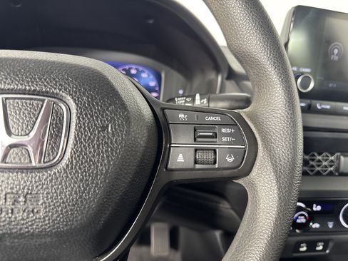 Used 2023 Honda Accord LX image 25