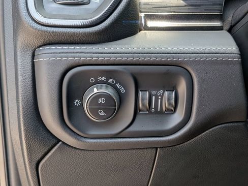 Used 2024 RAM 2500 Rebel w/ Safety Group AWD/4WD image 17
