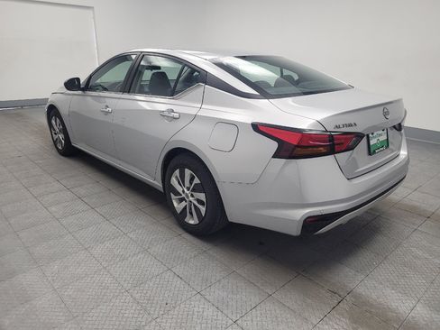 Used 2024 Nissan Altima 2.5 S FWD image 5
