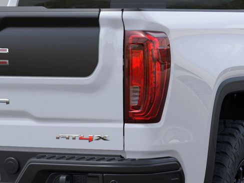 New 2024 GMC Sierra 1500 AT4X w/ AT4X AEV Edition image 11