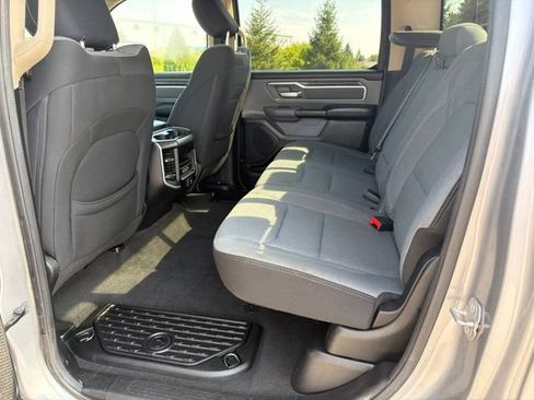 Used 2020 RAM 1500 Big Horn AWD/4WD image 19