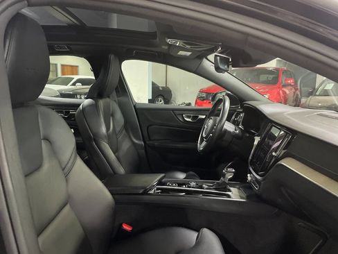 Used 2019 Volvo S60 T6 Inscription image 28