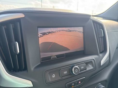 Used 2023 GMC Terrain SLE w/ Driver Convenience Package image 59