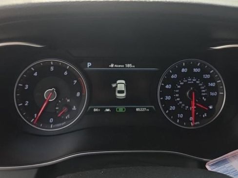 Used 2019 Genesis G70 2.0T Advanced AWD/4WD image 6