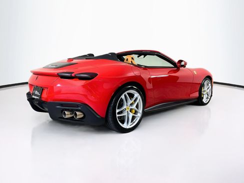 Certified 2025 Ferrari Roma Spider RWD image 7