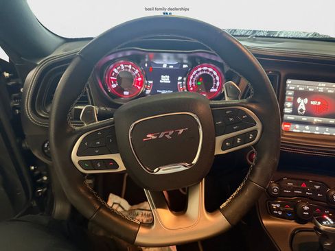 Used 2023 Dodge Challenger SRT Hellcat RWD image 17