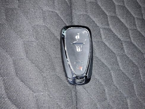 Used 2020 Chevrolet Equinox LT AWD/4WD image 32