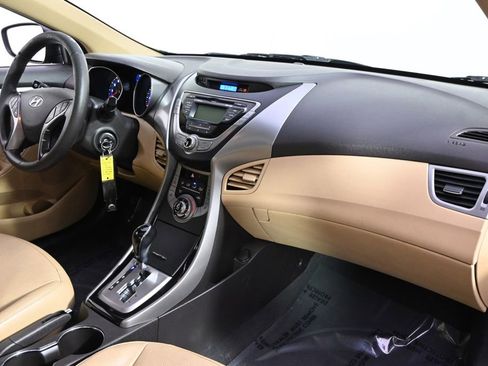 Used 2013 Hyundai Elantra Limited image 15