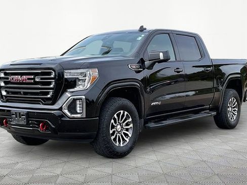 Used 2020 GMC Sierra 1500 AT4 w/ Off-Road Performance Package image 3