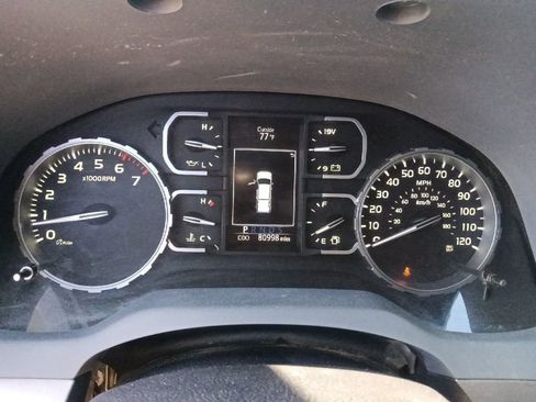 Used 2020 Toyota Tundra SR5 w/ SR5 Leather Package AWD/4WD image 20
