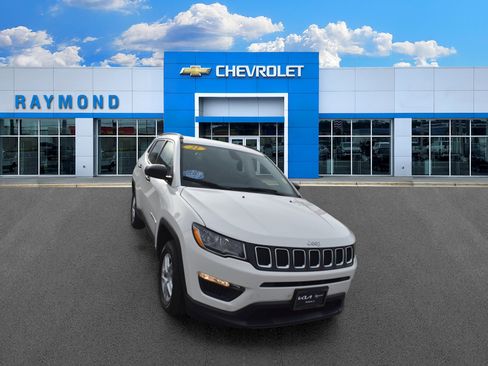 Used 2021 Jeep Compass Sport w/ Cold Weather Group AWD/4WD image 9