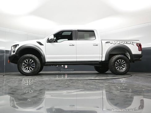 Used 2018 Ford F150 Raptor w/ Equipment Group 802A Luxury AWD/4WD image 59