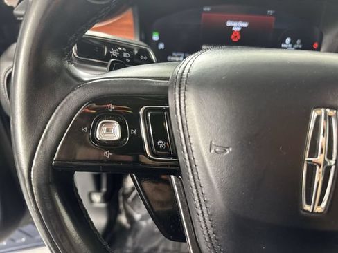 Used 2021 Lincoln Aviator Reserve w/ Equipment Group 201A AWD/4WD image 13