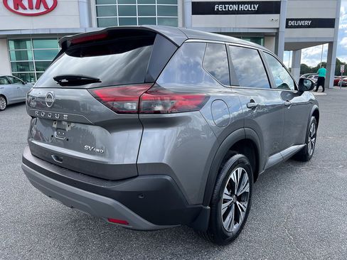 Used 2023 Nissan Rogue SV AWD/4WD image 7
