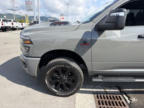 Used 2026 RAM 2500 Tradesman AWD/4WD image 11