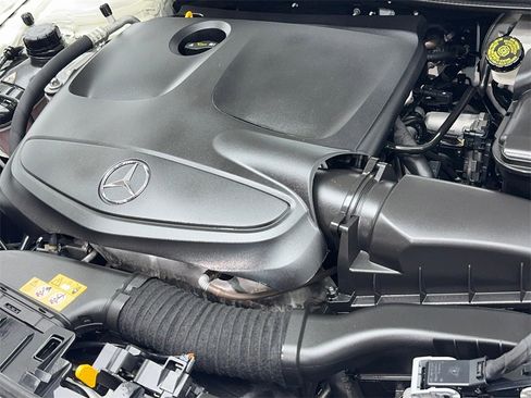 Used 2020 Mercedes-Benz GLA 250 image 57