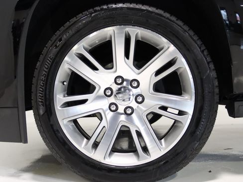 Used 2020 Cadillac Escalade ESV Premium Luxury image 76