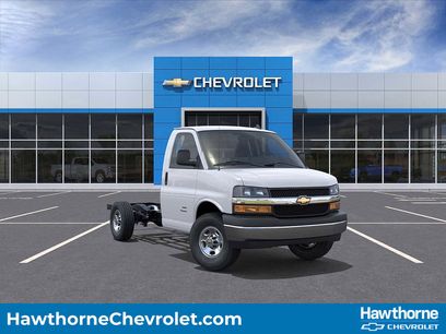 New 2026 Chevrolet Express 3500 w/ Power Convenience Package