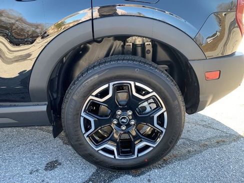 New 2025 Ford Bronco Sport Outer Banks w/ Outer Banks Tech Package+ image 35