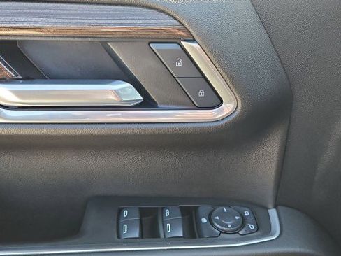 Used 2025 Chevrolet Silverado 1500 LT w/ Convenience Package II RWD image 23