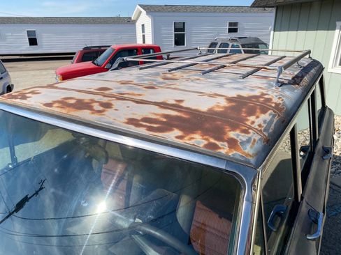Used 1989 Jeep Grand Wagoneer AWD/4WD image 46