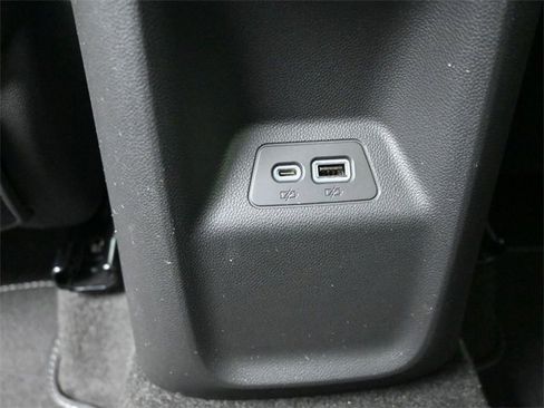 Used 2023 Buick Envision Preferred image 24