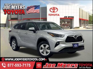 Used 2024 Toyota Highlander LE AWD/4WD video 1