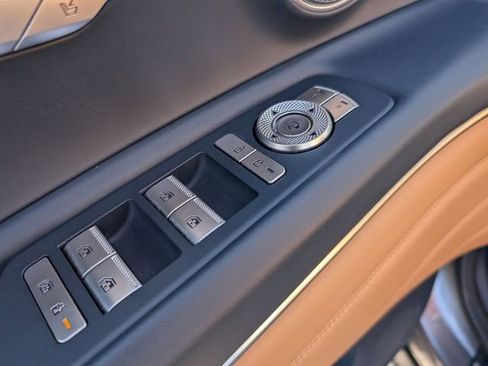 Used 2022 Genesis GV80 3.5T Advanced + image 15