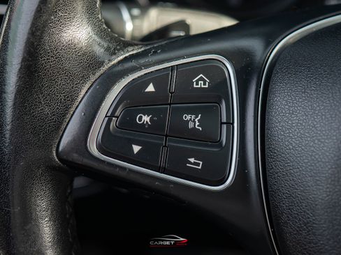 Used 2017 Mercedes-Benz GLC 300 4MATIC image 22