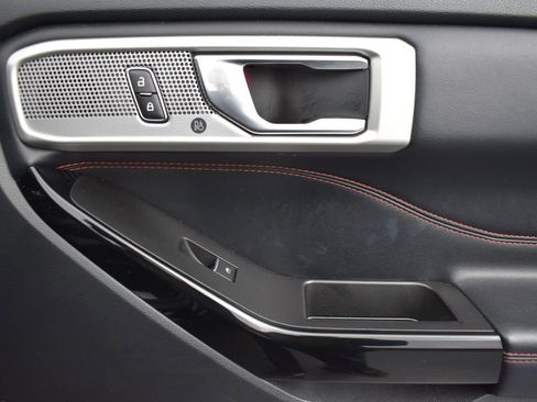 Used 2022 Ford Explorer ST-Line w/ Class IV Trailer Tow Package image 33