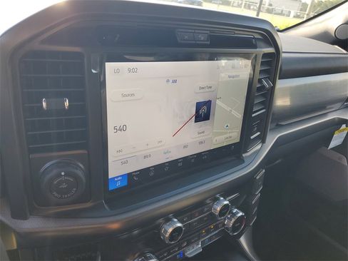 New 2025 Ford F150 Lariat w/ Equipment Group 501A Mid image 15