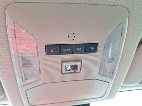 Used 2023 Toyota RAV4 LE image 29