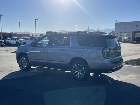 New 2026 Chevrolet Suburban High Country w/ Sun And Tow Package image 27