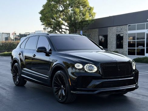 Used 2021 Bentley Bentayga Speed AWD/4WD image 5