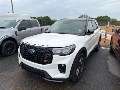Used 2025 Ford Explorer ST