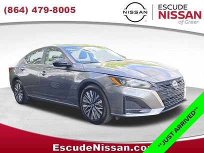 Certified 2025 Nissan Altima 2.5 SV