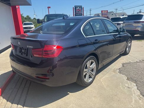 Used 2017 BMW 330i xDrive Sedan AWD/4WD image 2