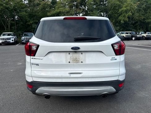 Used 2019 Ford Escape SE AWD/4WD image 4