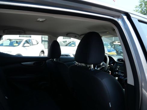 Used 2017 Nissan Rogue Sport S w/ S Appearance Package FWD image 23