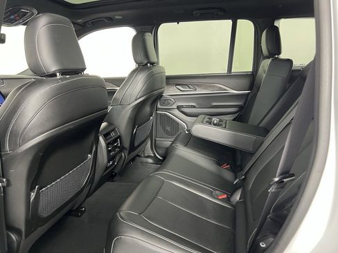 Used 2024 Jeep Grand Cherokee Limited 4xe image 27