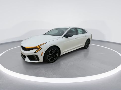 New 2026 Kia K5 GT-Line image 4