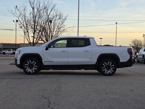New 2026 GMC Sierra EV Elevation image 3