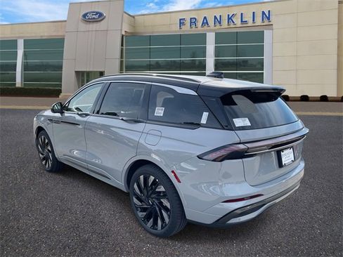 New 2026 Lincoln Nautilus Black Label w/ Jet Appearance Package image 5