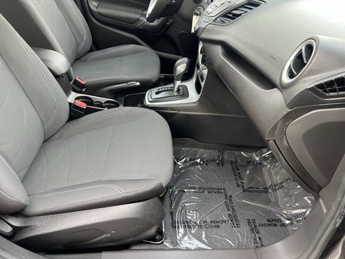 Used 2018 Ford Fiesta SE image 10